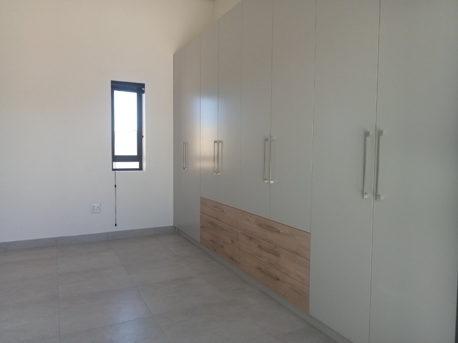 To Let 3 Bedroom Property for Rent in Le Grand Golf Estate Western Cape